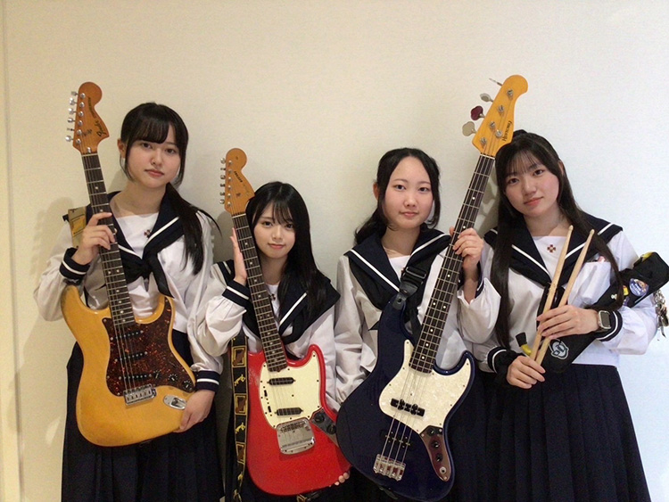 白壁ガールズ（シラカベガールズ）